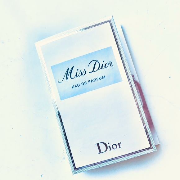 5 for 25⚡️Miss Dior Beauty .03 oz Bottle Mini Spray Sample - Picture 2 of 7